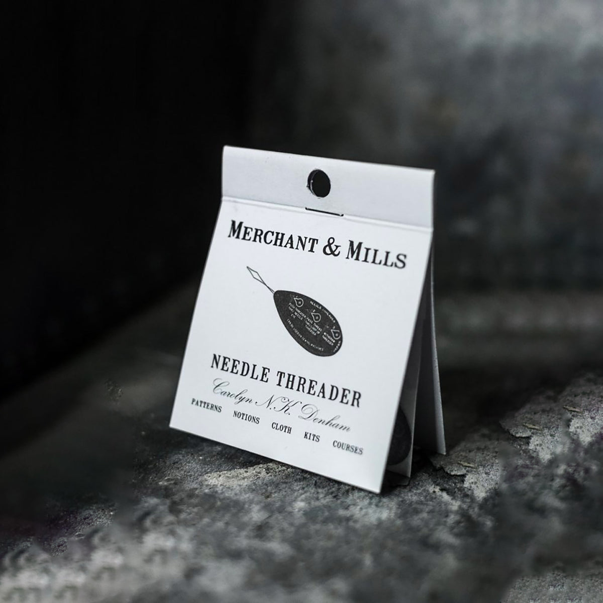 Enfile-Aiguilles (Needle Threader) - Merchant & Mills