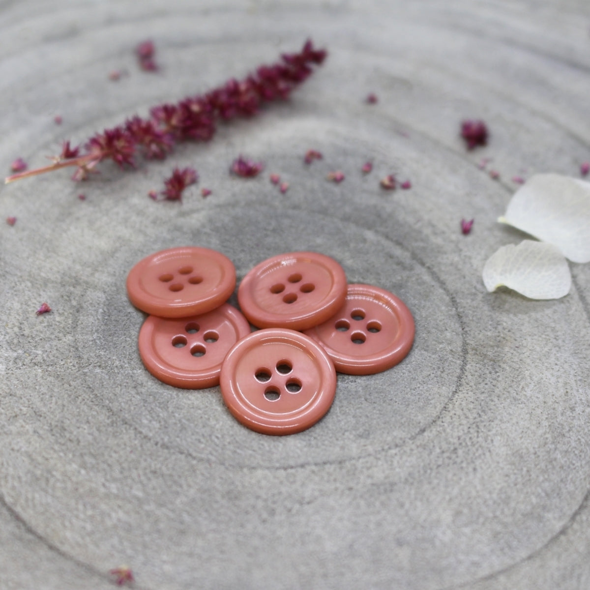 Boutons Bliss d'Atelier Brunette, coloris Melba
