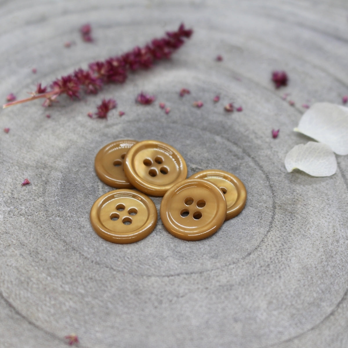 Boutons Bliss d'Atelier Brunette, coloris Ochre