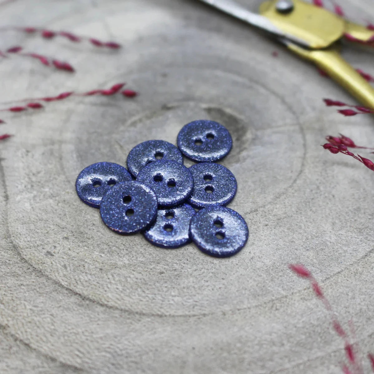 Boutons Glitter d'Atelier Brunette coloris Cobalt
