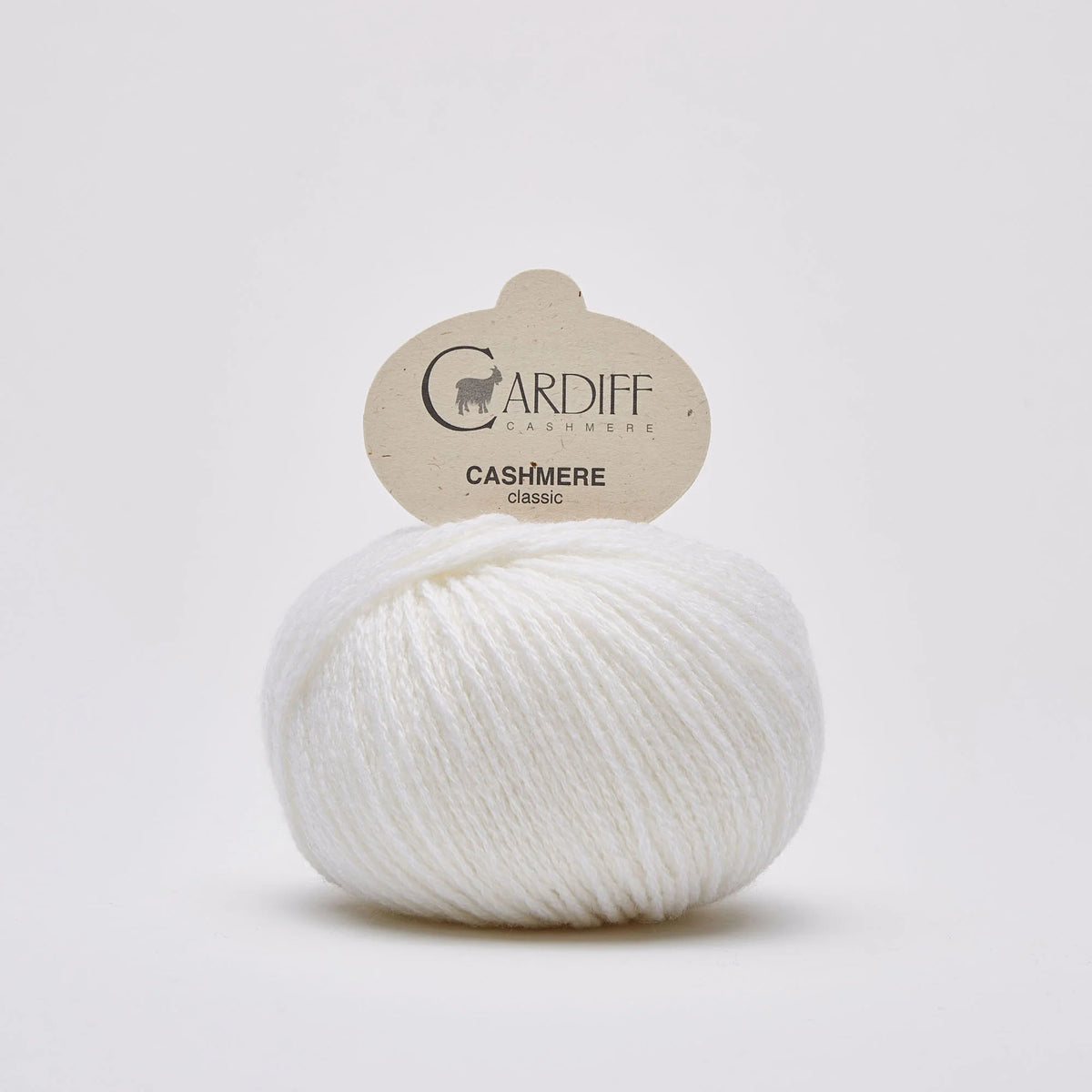 Pelote de cachemire Classic de Cardiff Cashmere coloris 623 Candido