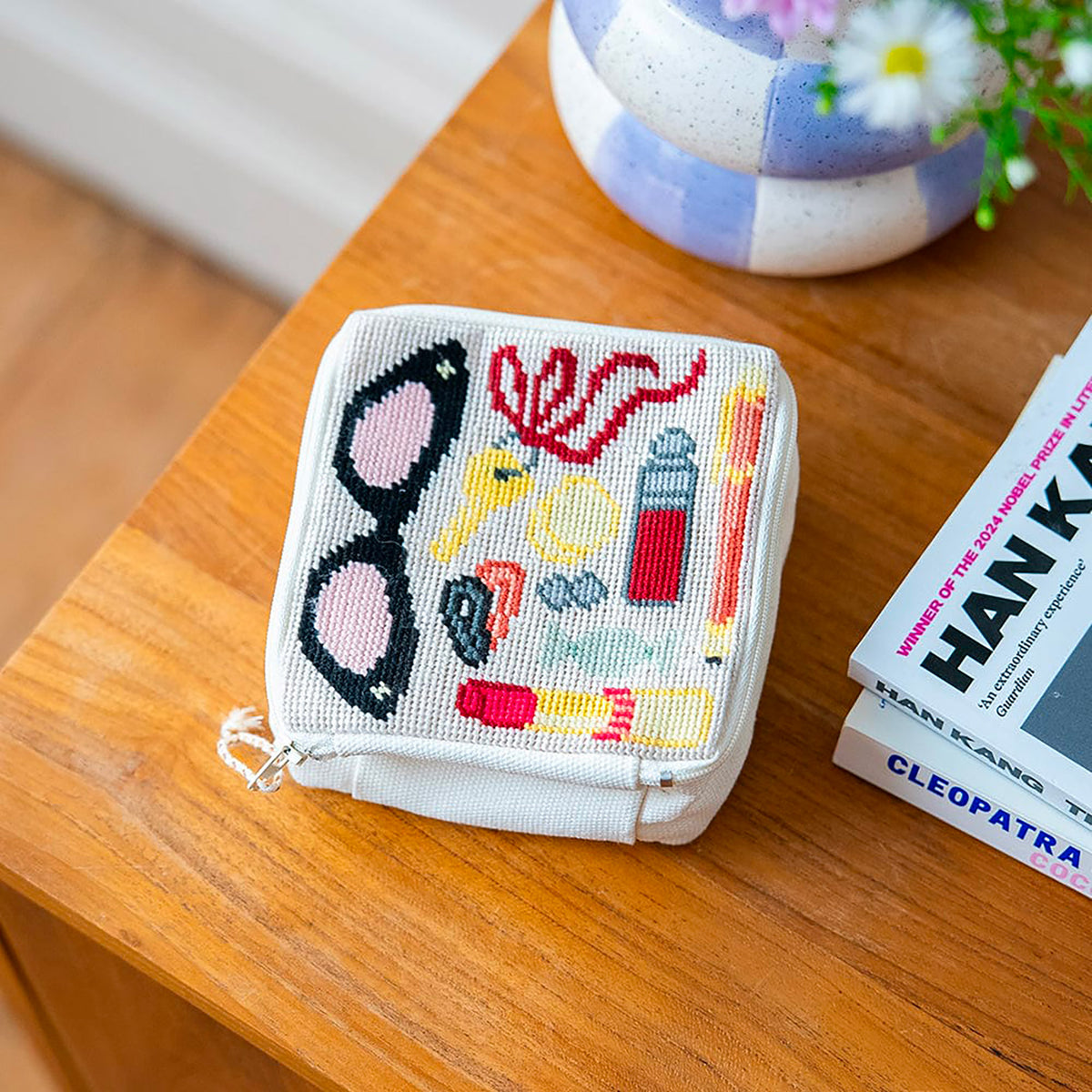 Kit de point de croix de Craft Club, modèle Girl Clutter