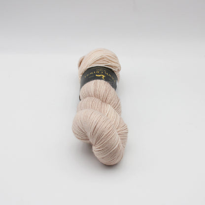 Echeveau de Corrie Sock de Dark Omen coloris Hastur