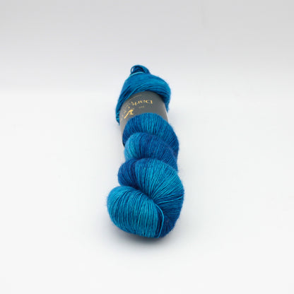 Echeveau de Merino Singles de Dark Omen coloris Blue Lake