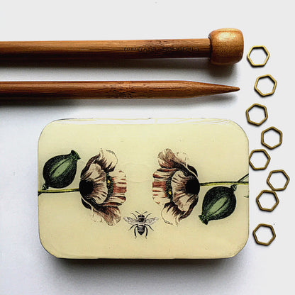 Boîte de rangement métallique Firefly Notes, modèle Bee and Poppy, taille Large