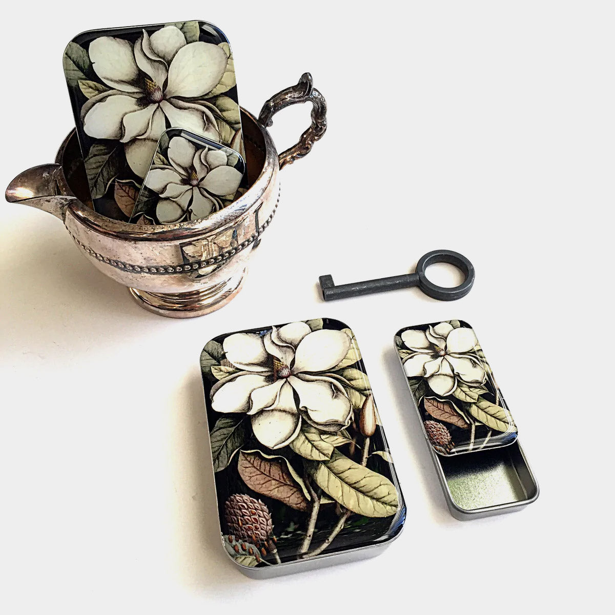 Boîte de rangement Firefly Notes, modèle Magnolia, taille Large (gauche) et Small (droite)