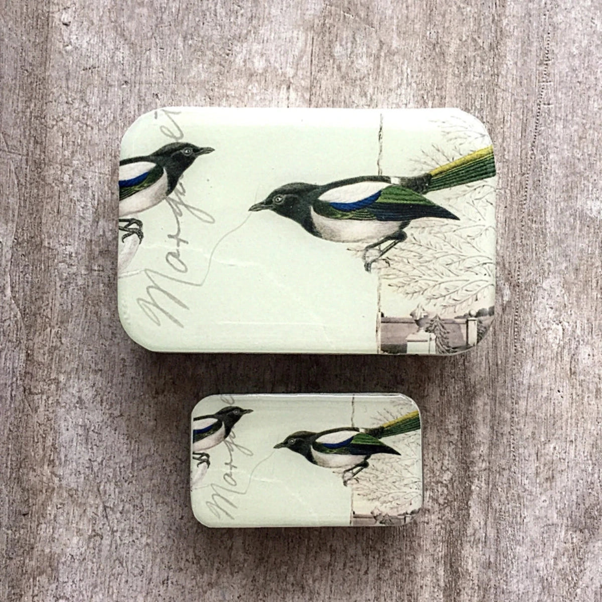 Boîte de rangement Firefly Notes, modèle Magpies Two, taille Large (haut) et Small (bas)