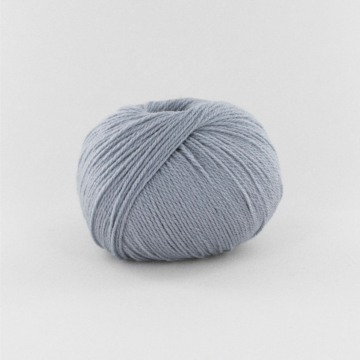 Pelote de BB Mérinos de Fonty, coloris 881 Gris