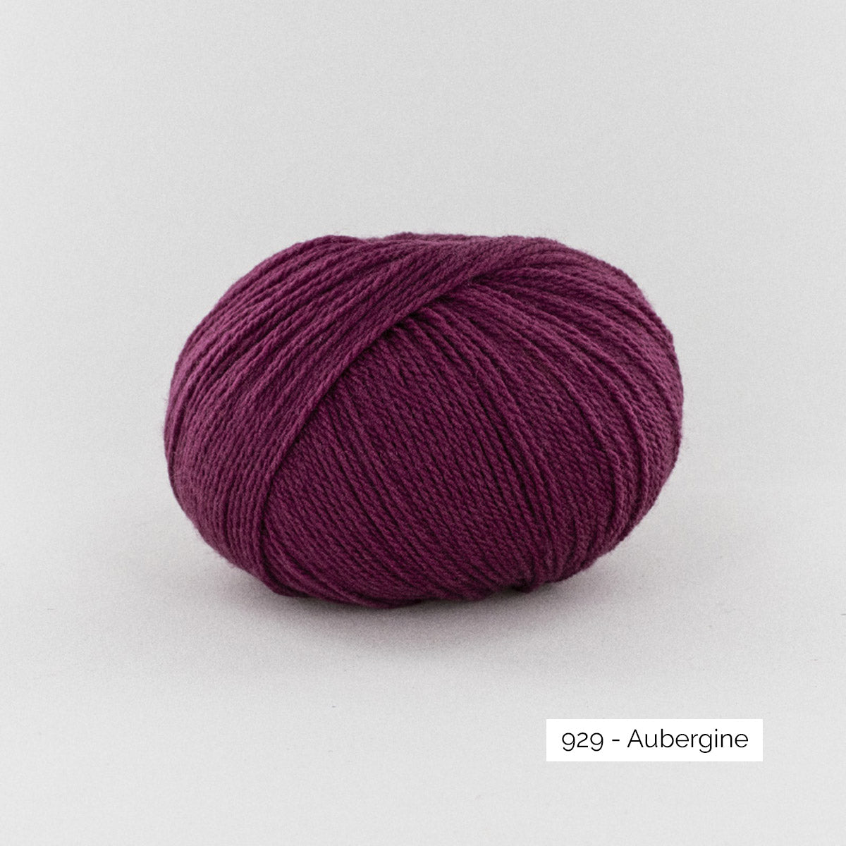 Pelote de BB Mérinos de Fonty, coloris 929 Aubergine