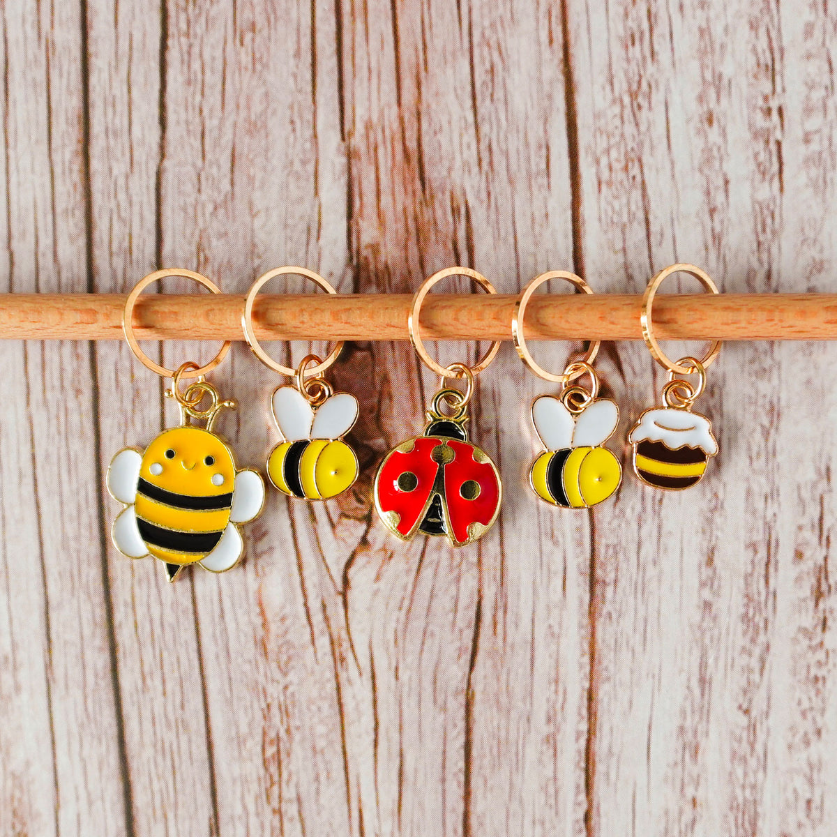 Set d'anneaux marqueurs Hello Kim, modèle 29 Bee Happy (fixes)