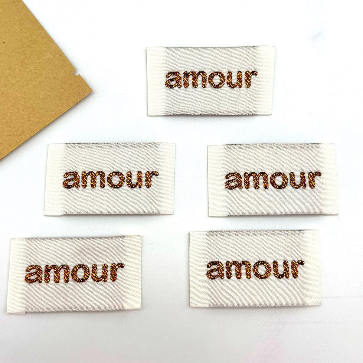 Etiquette à coudre de Home Couture, modèle Amour (crème - lurex)
