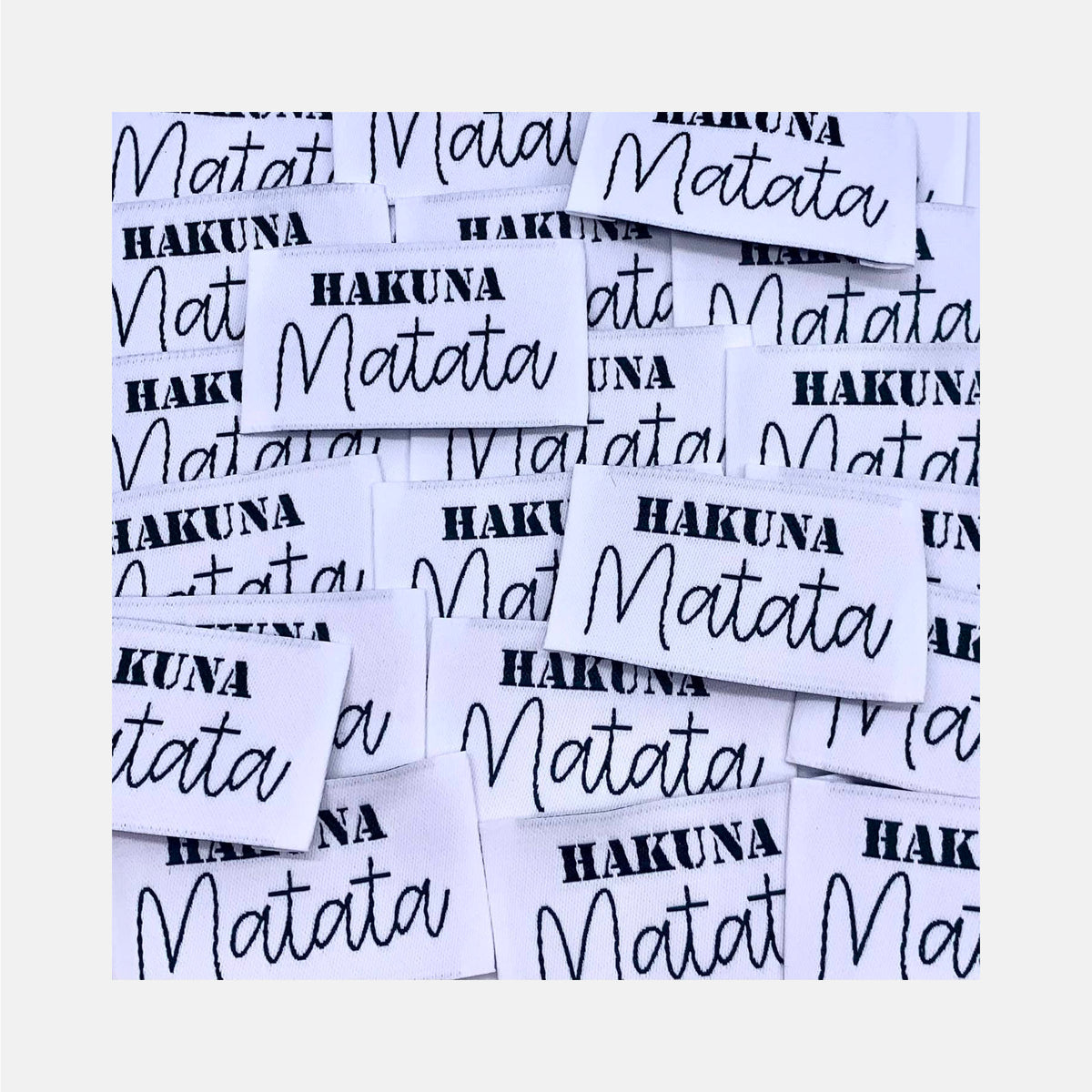 Etiquette à coudre de Home Couture, modèle Hakuna Matata (blanc - vert)