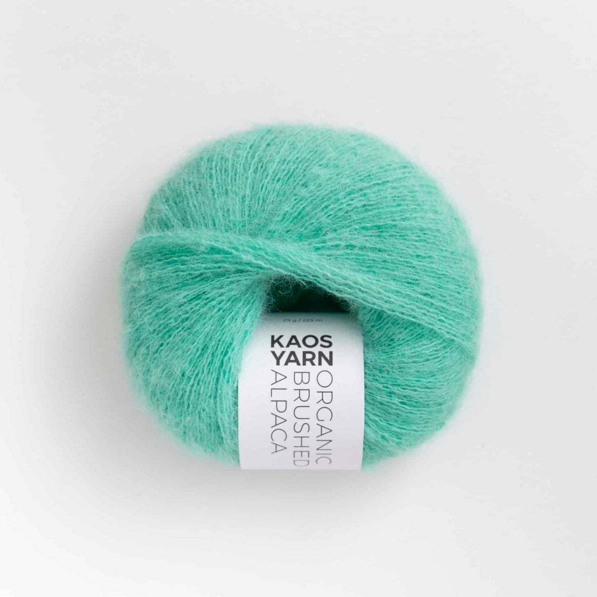 Pelote de Halo Brushed Alpaga de Kaos Yarn, coloris 2074 Fresh