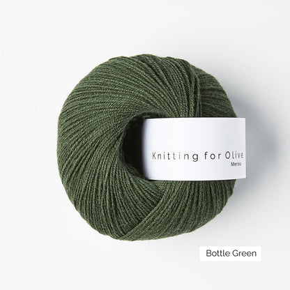 Pelote de Merino de Knitting for Olive (KFO) coloris Bottle Green