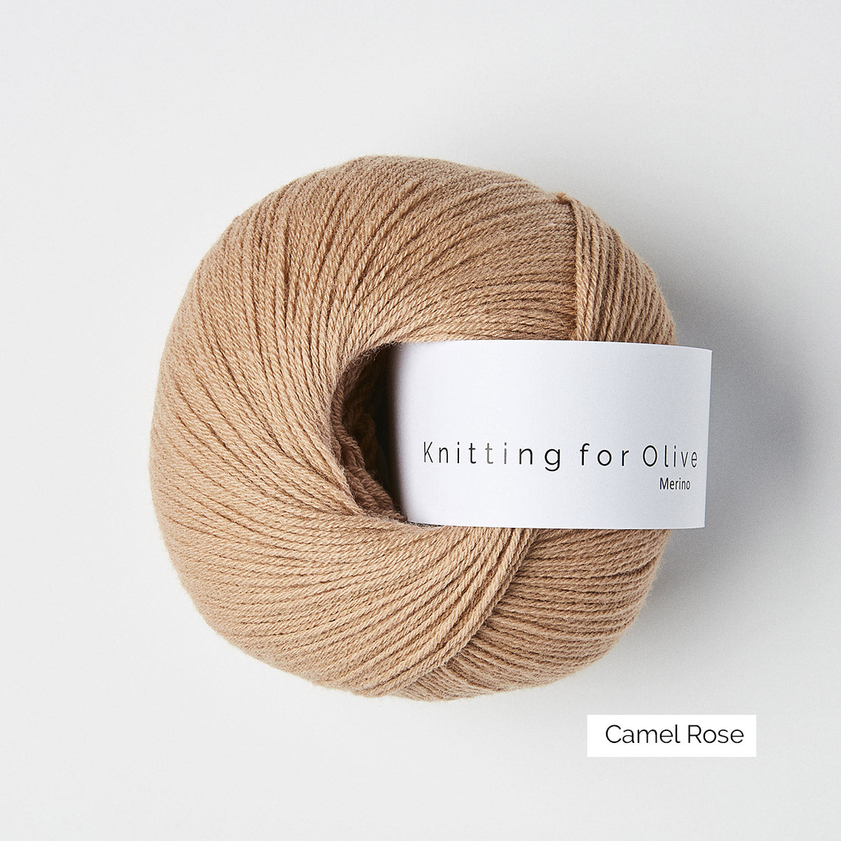 Pelote de Merino de Knitting for Olive (KFO) coloris Camel Rose