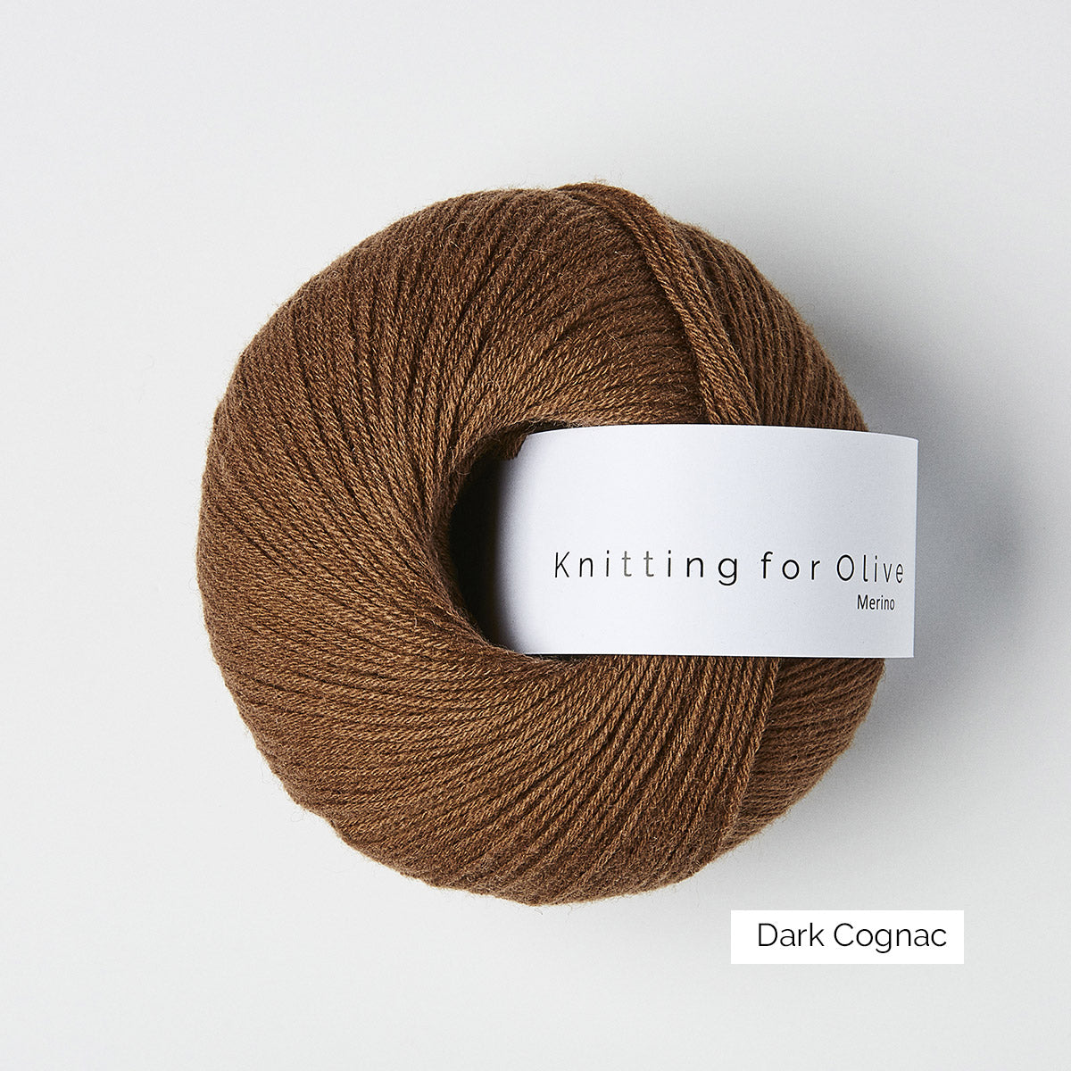 Pelote de Merino de Knitting for Olive (KFO) coloris Dark Cognac