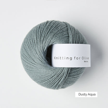 Pelote de Merino de Knitting for Olive (KFO) coloris Dusty Aqua