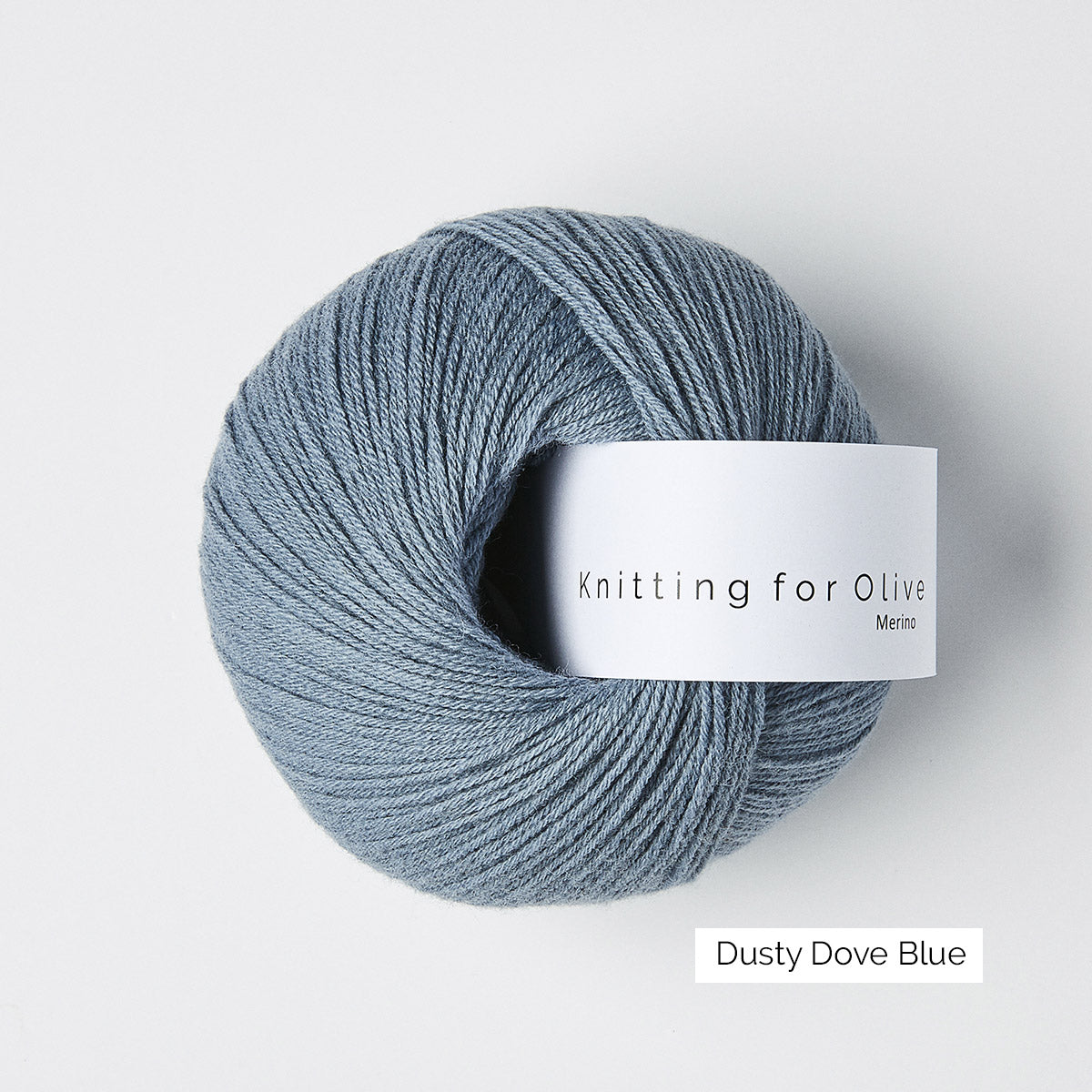 Pelote de Merino de Knitting for Olive (KFO) coloris Dusty Dove Blue