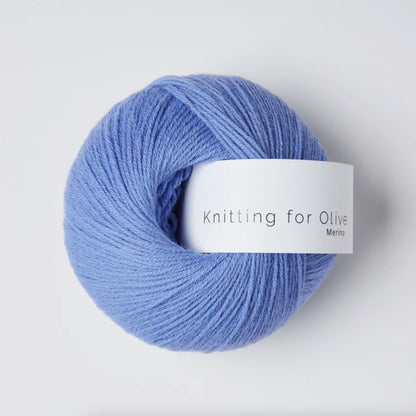 Pelote de Merino de Knitting for Olive (KFO) coloris Lavender Blue