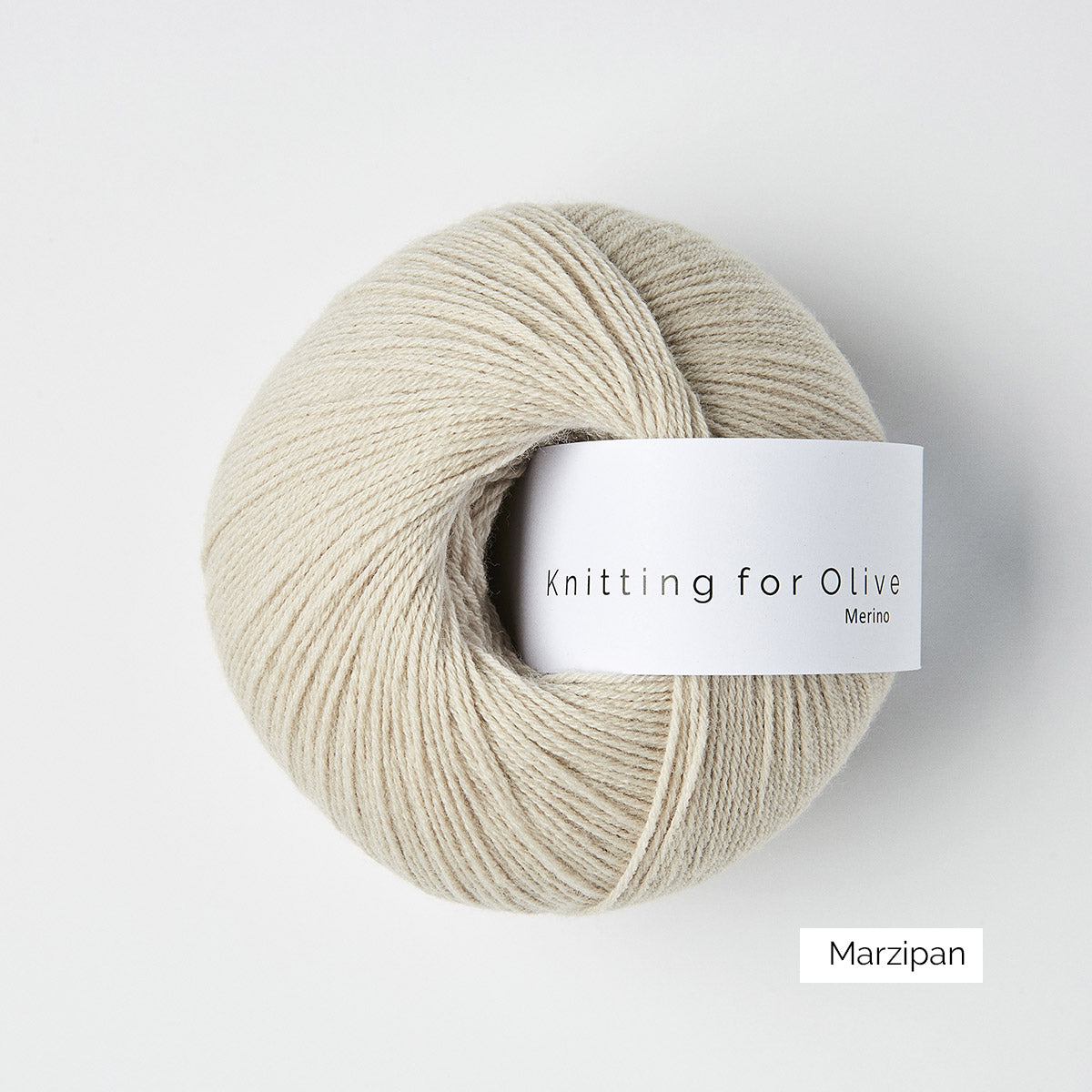Pelote de Merino de Knitting for Olive (KFO) coloris Marzipan
