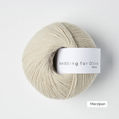 Pelote de Merino de Knitting for Olive (KFO) coloris Marzipan