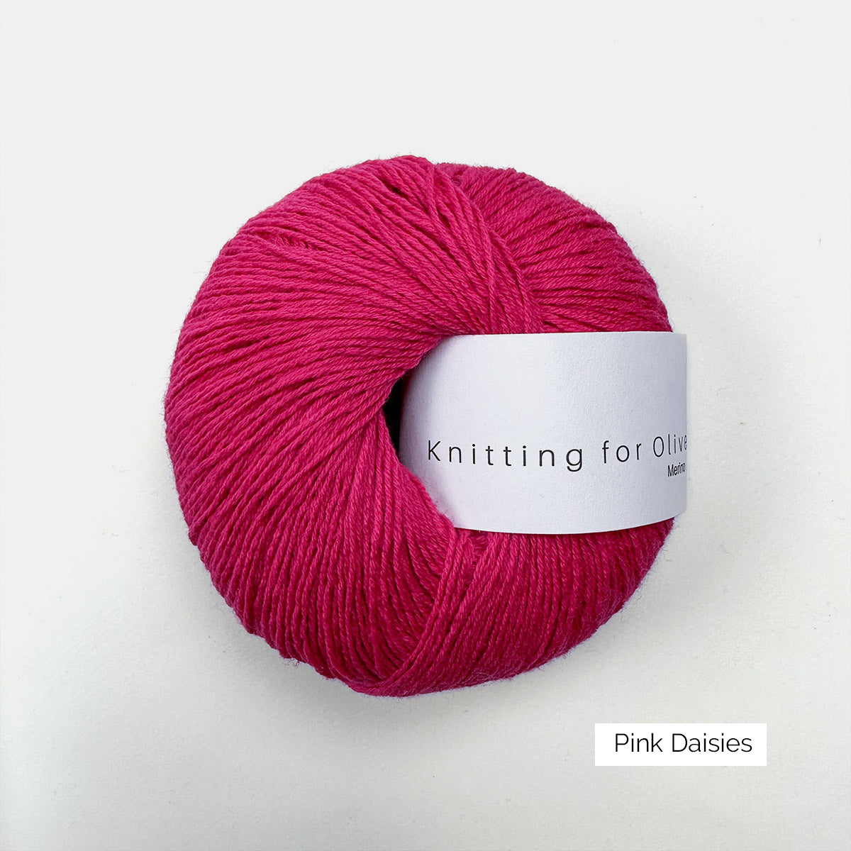 Pelote de Merino de Knitting for Olive (KFO) coloris Pink Daisies