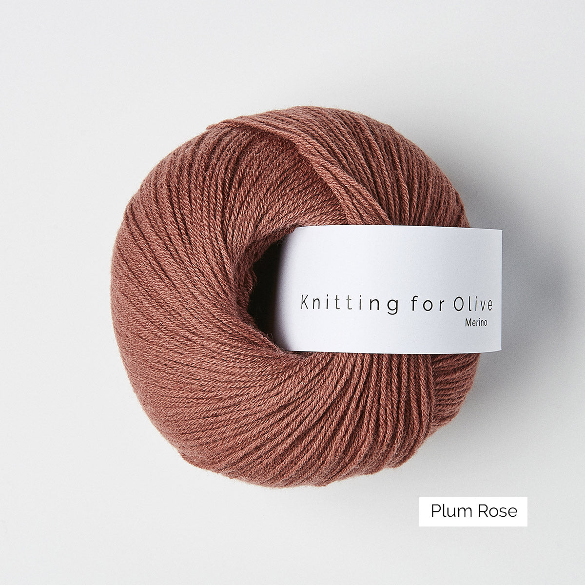 Pelote de Merino de Knitting for Olive (KFO) coloris Plum Rose