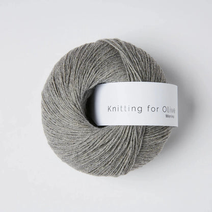 Pelote de Merino de Knitting for Olive (KFO) coloris Rainy Day