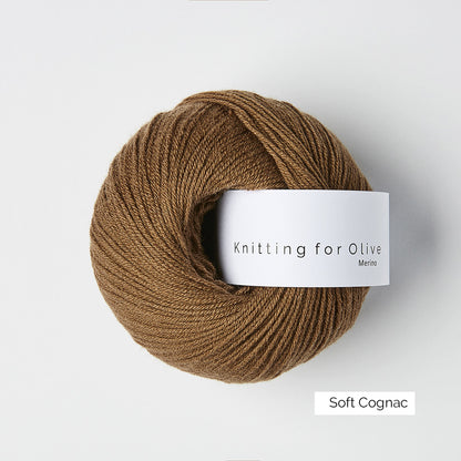 Pelote de Merino de Knitting for Olive (KFO) coloris Soft Cognac