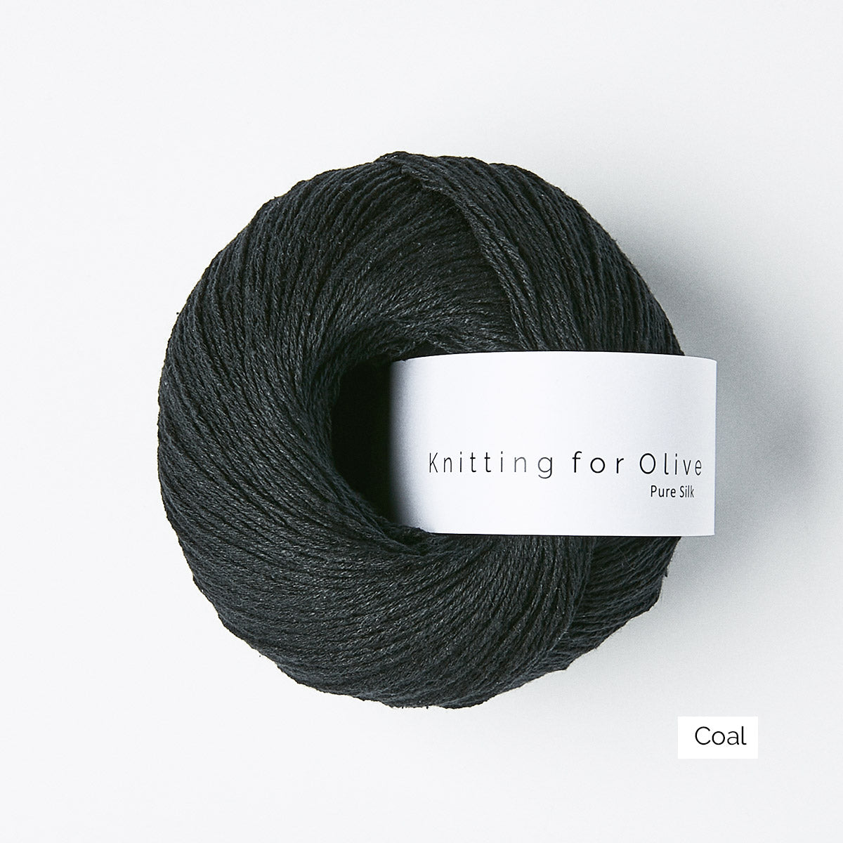 Pelote de Pure Silk de Knitting for Olive (KFO) coloris Coal