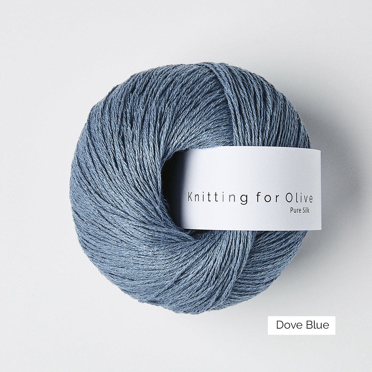 Pelote de Pure Silk de Knitting for Olive (KFO) coloris Dove Blue