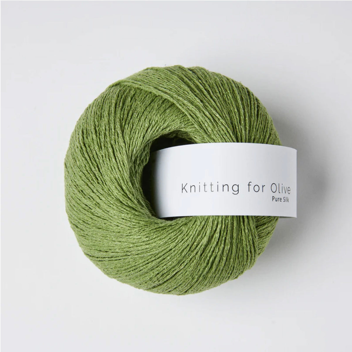 Pelote de Pure Silk de Knitting for Olive (KFO) coloris Pea Shoots