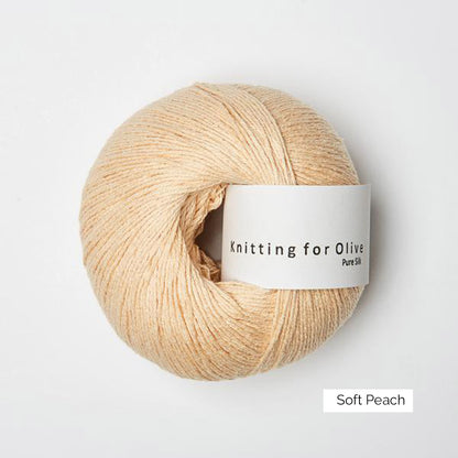 Pelote de Pure Silk de Knitting for Olive (KFO) coloris Soft Peach