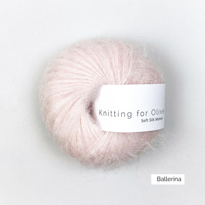 Pelote de Soft Silk Mohair de Knitting for Olive (KFO) coloris Ballerina