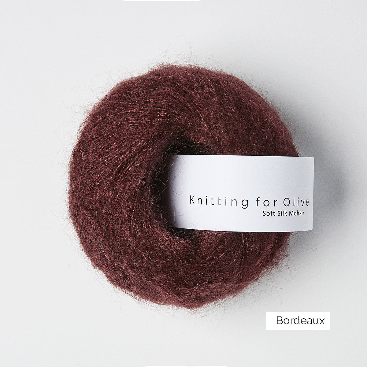Pelote de Soft Silk Mohair de Knitting for Olive (KFO) coloris Bordeaux