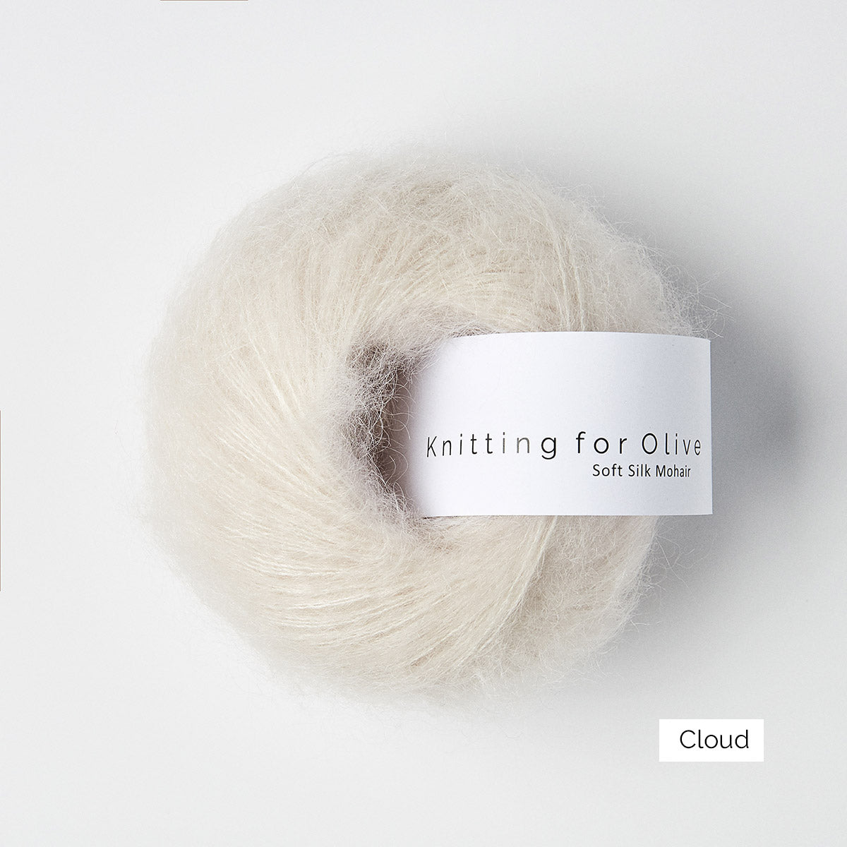 Pelote de Soft Silk Mohair de Knitting for Olive (KFO) coloris Cloud