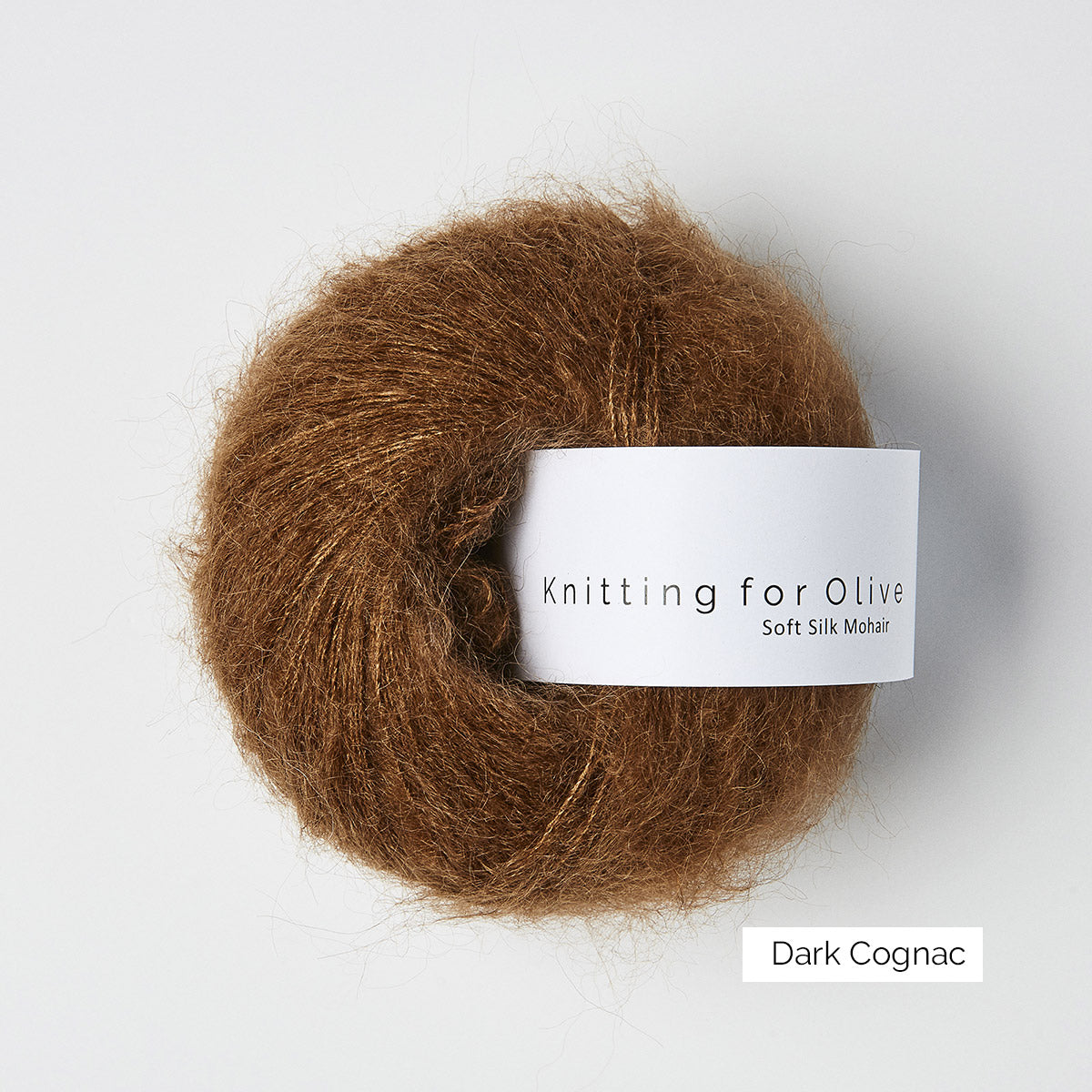 Pelote de Soft Silk Mohair de Knitting for Olive (KFO) coloris Dark Cognac