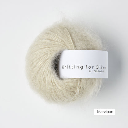 Pelote de Soft Silk Mohair de Knitting for Olive (KFO) coloris Marzipan