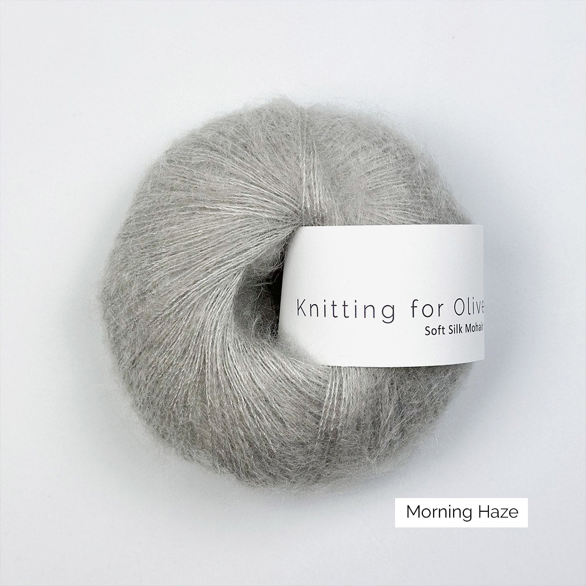 Pelote de Soft Silk Mohair de Knitting for Olive (KFO) coloris Morning Haze