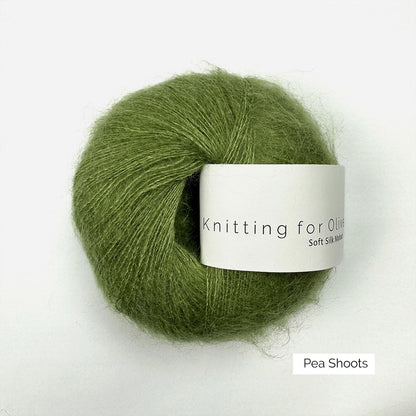Pelote de Soft Silk Mohair de Knitting for Olive (KFO) coloris Pea Shoots