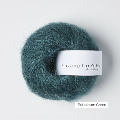 Pelote de Soft Silk Mohair de Knitting for Olive (KFO) coloris Petroleum Green
