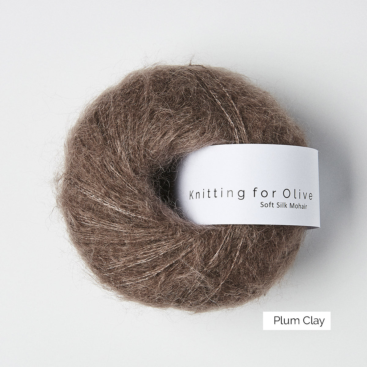 Pelote de Soft Silk Mohair de Knitting for Olive (KFO) coloris Plum Clay