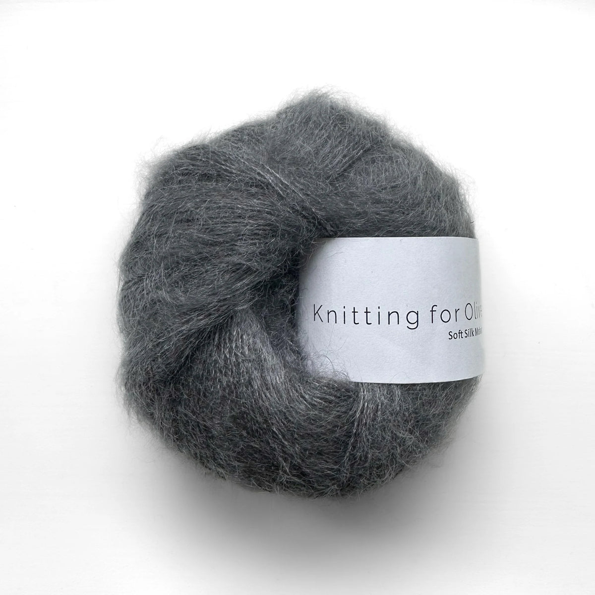 Pelote de Soft Silk Mohair de Knitting for Olive (KFO) coloris Thundercloud