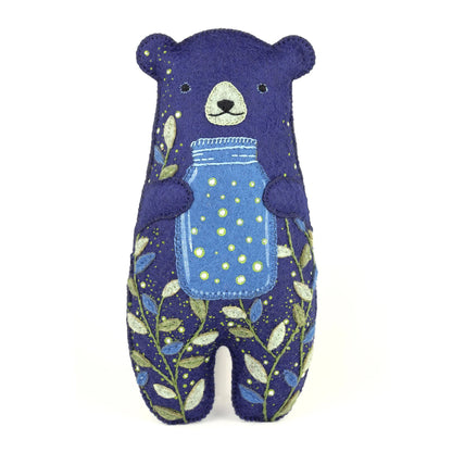 Kit de broderie Felted Doll de Kiriki Press modèle Glow Bear