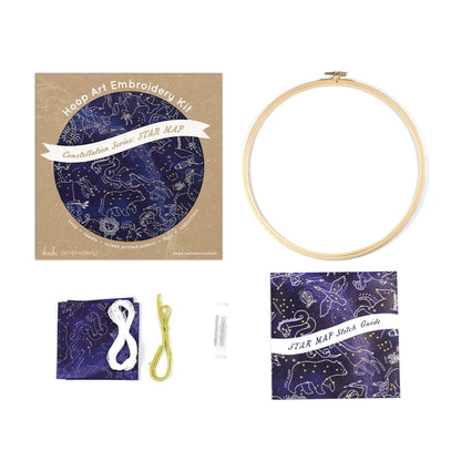 Contenu du kit de broderie Hoop de Kiriki Press modèle Star Map (11")