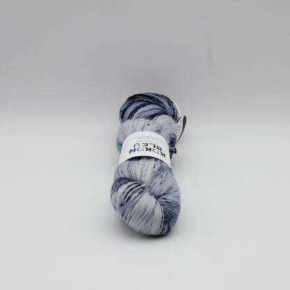 Echeveau de Fingering de Kokon, coloris Jean-Michel / Speckles