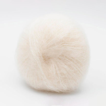 Pelote de Silky Kid de Kremke Soul Wool coloris 06_003 Naturel