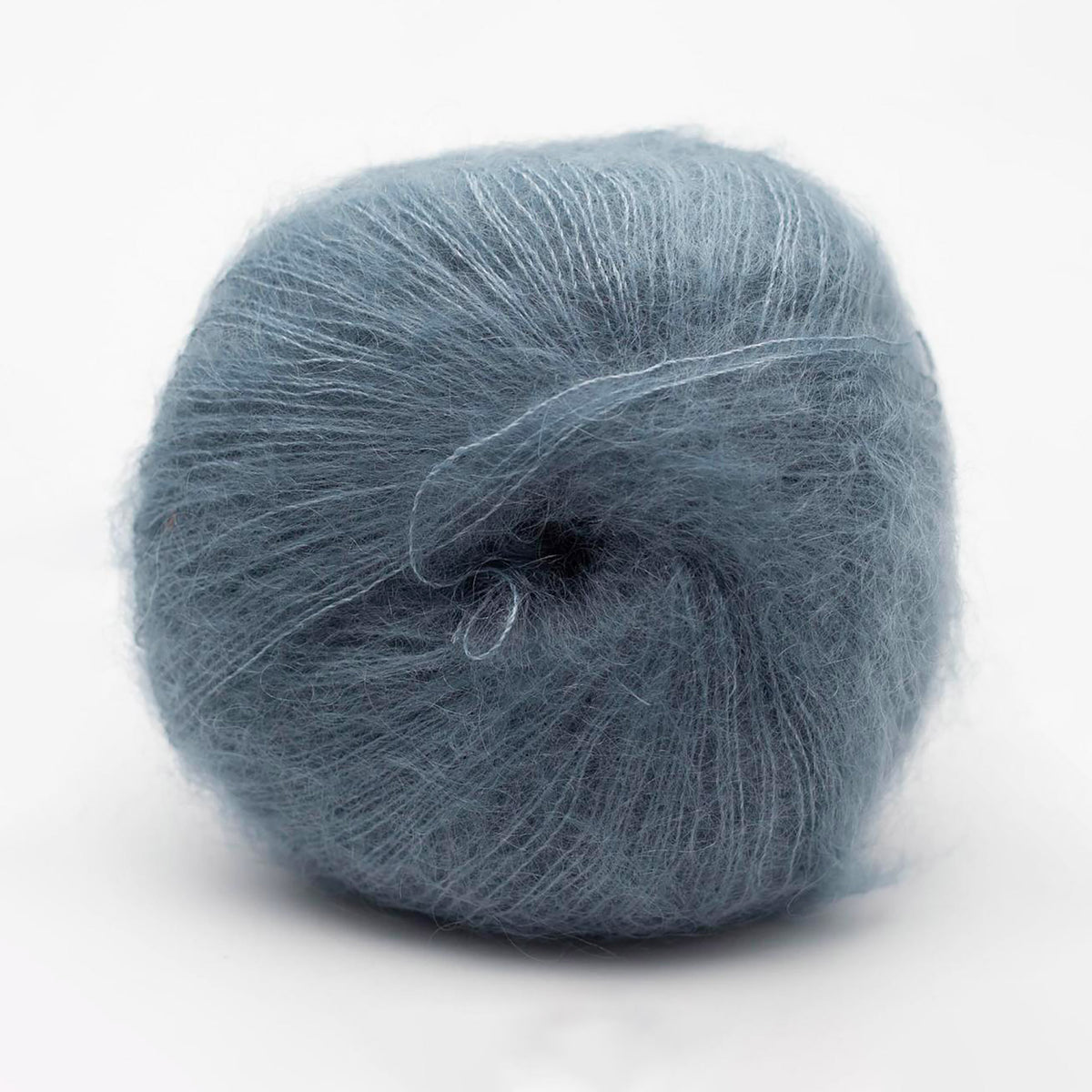 Pelote de Silky Kid de Kremke Soul Wool coloris 06_076 Bleu Gris