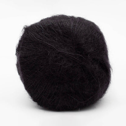 Pelote de Silky Kid de Kremke Soul Wool coloris 06_081 Noir