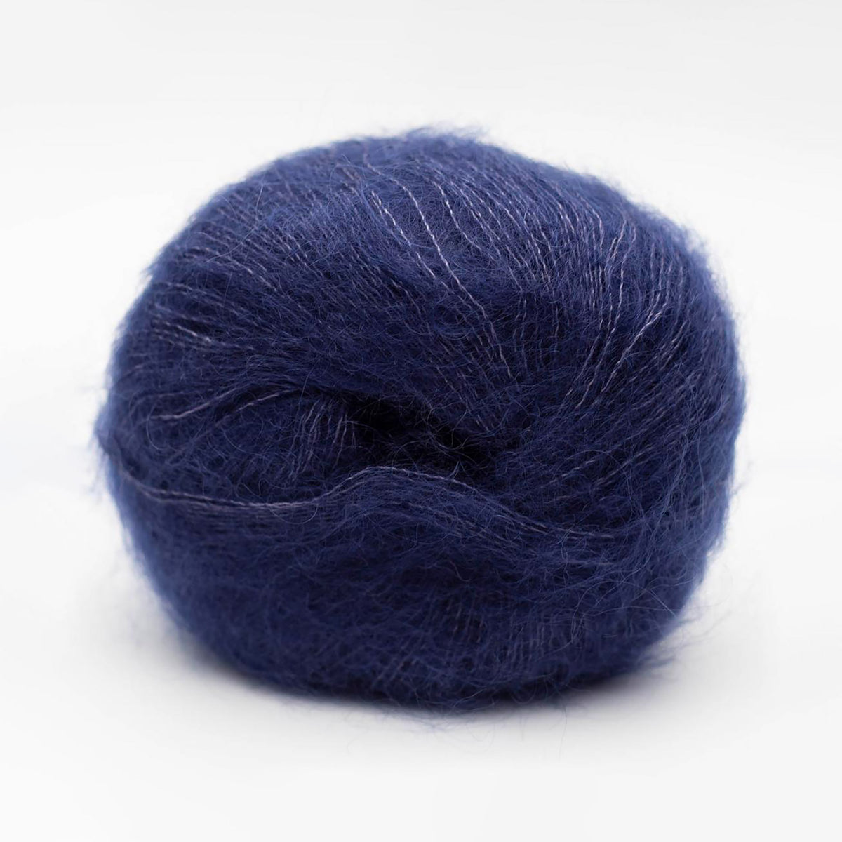 Pelote de Silky Kid de Kremke Soul Wool coloris 07_095 Outremer